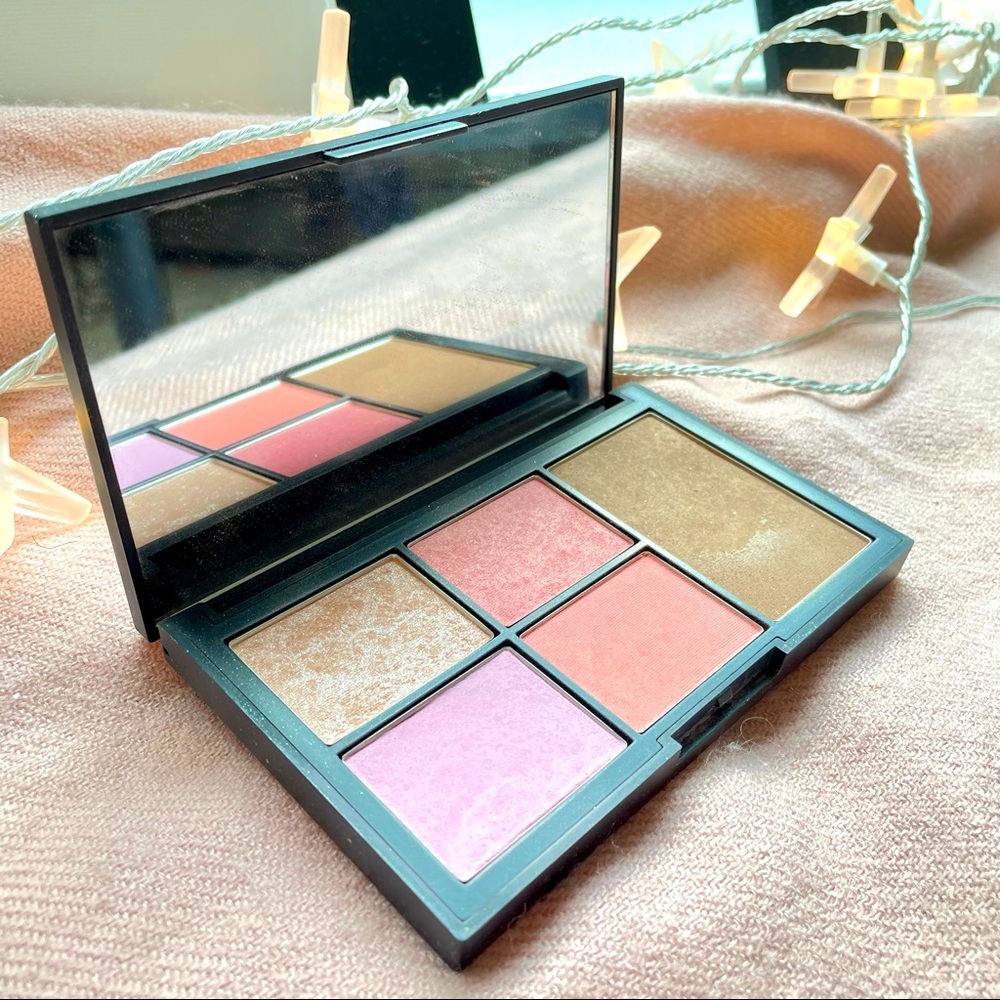 NARS Virtual Domination Blush Palette